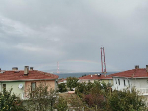 1915 Çanakkale Köprü manzarali 700m2 bahceli mustakil ev